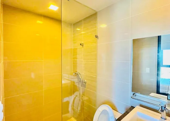 One Manchester Place Aparthotel